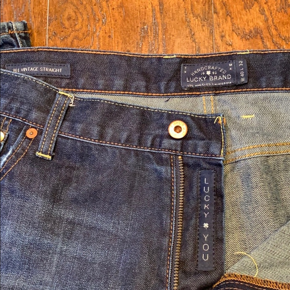Lucky Jeans